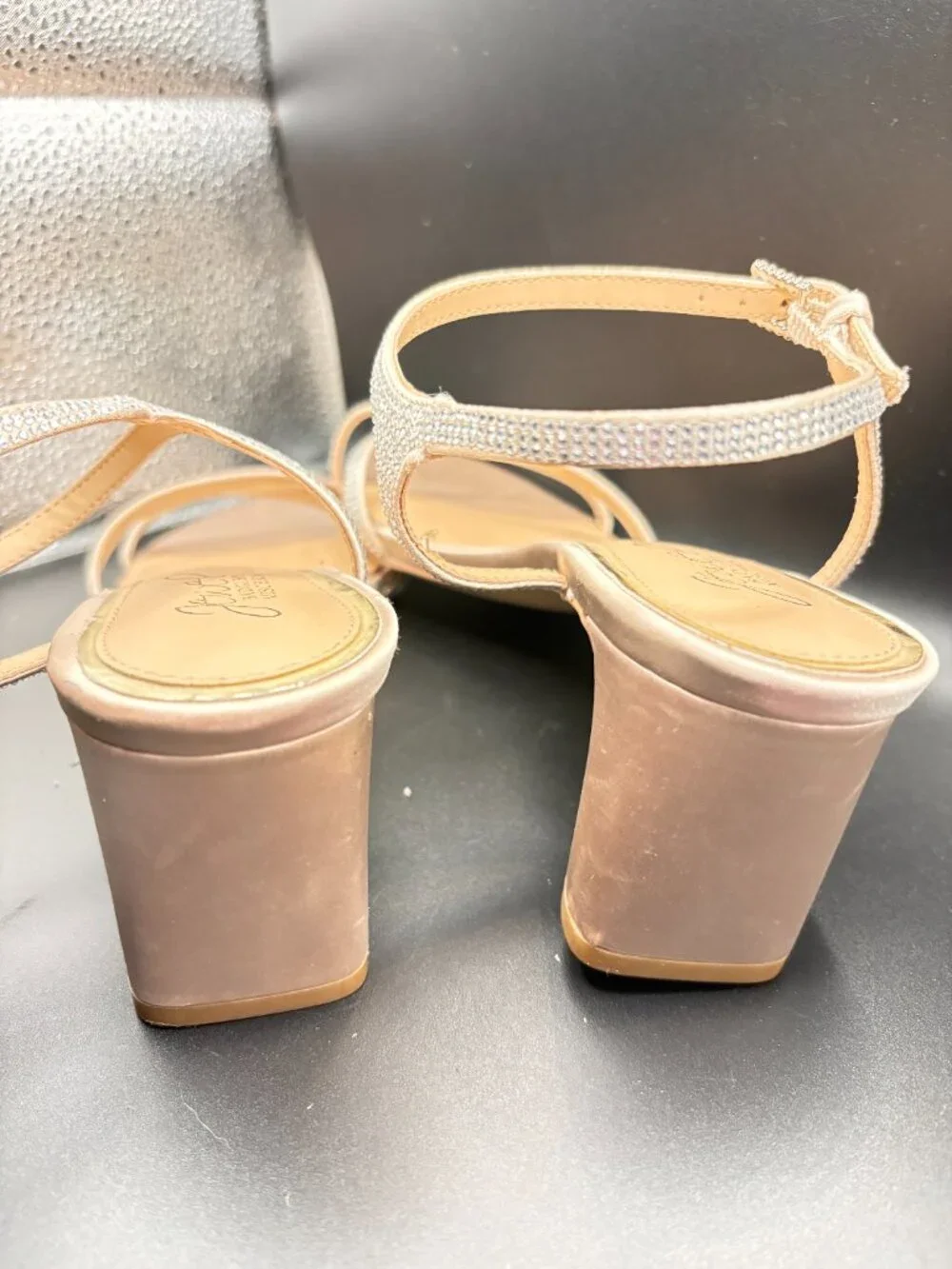 Jewel Badgley Mischka Omari II Sandals Sz 9 Rhinestone Block Heel Bridal Wedding